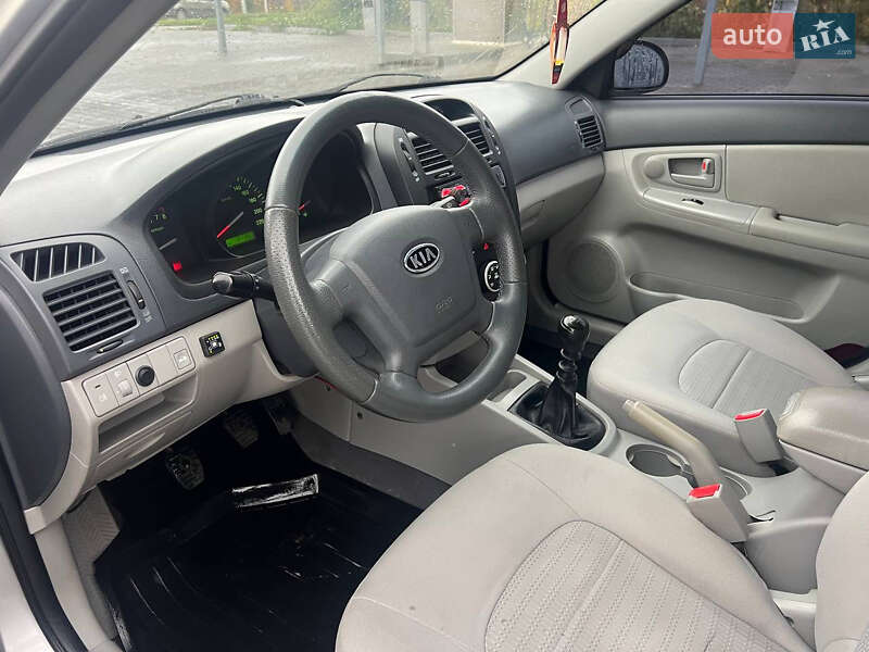 Седан Kia Cerato 2008 в Полтаві