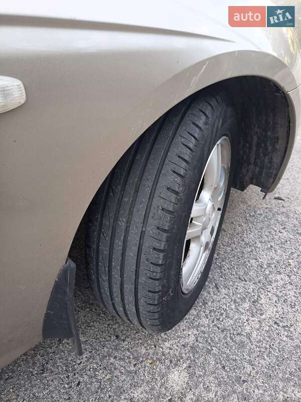 Седан Kia Cerato 2005 в Харкові