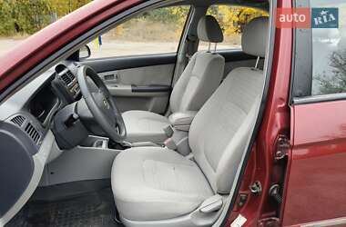 Седан Kia Cerato 2007 в 