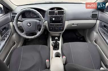 Седан Kia Cerato 2006 в  фото 10 Седан Kia Cerato 2006 в