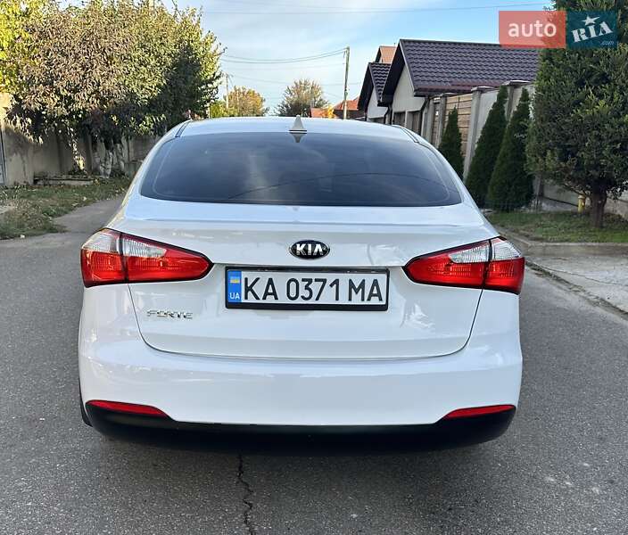 Седан Kia Cerato 2016 в Одессе фото 4 Седан Kia Cerato 2016 в Одессе