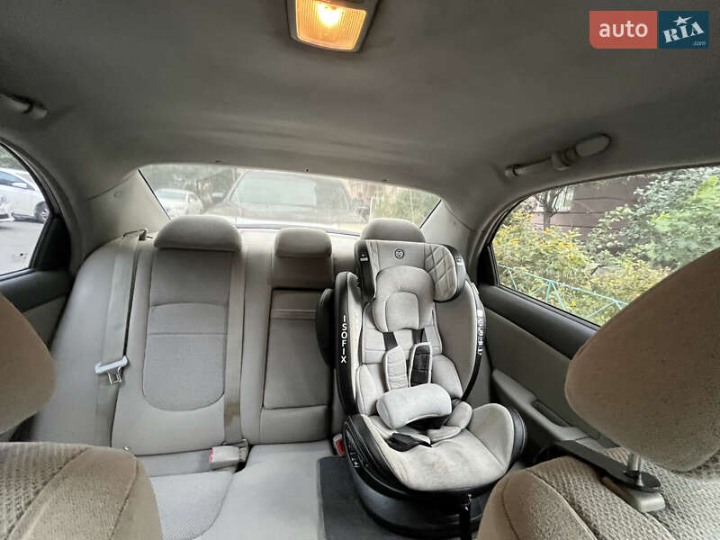 Седан Kia Cerato 2006 в Киеве