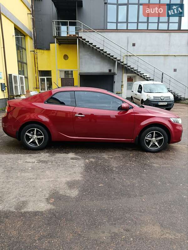 Купе Kia Cerato 2011 в Киеве фото 4 Купе Kia Cerato 2011 в Киеве