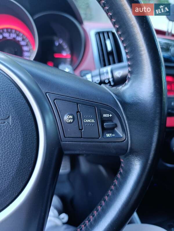 Купе Kia Cerato 2011 в Киеве фото 8 Купе Kia Cerato 2011 в Киеве