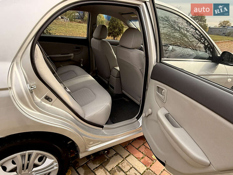 Седан Kia Cerato 2008 в Харькове