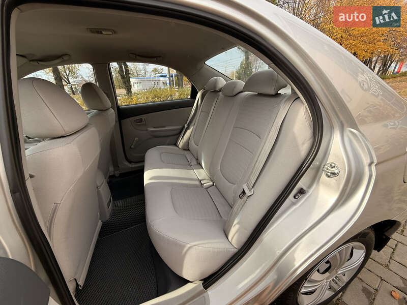 Седан Kia Cerato 2008 в Харькове