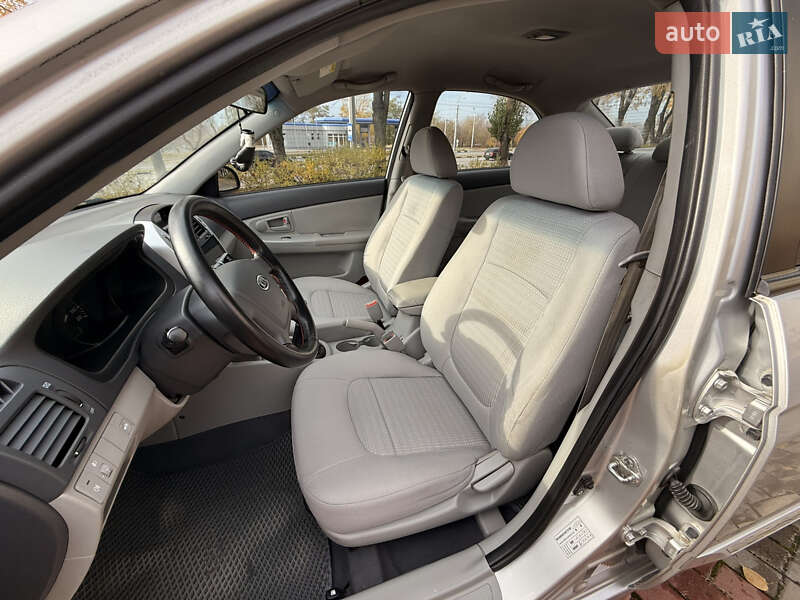 Седан Kia Cerato 2008 в Харькове