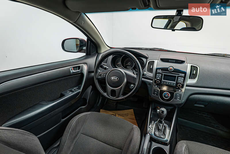 Купе Kia Cerato 2011 в Киеве