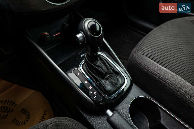 Купе Kia Cerato 2011 в Киеве