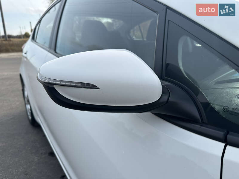 Седан Kia Cerato 2012 в Чернигове фото 22 Седан Kia Cerato 2012 в Чернигове