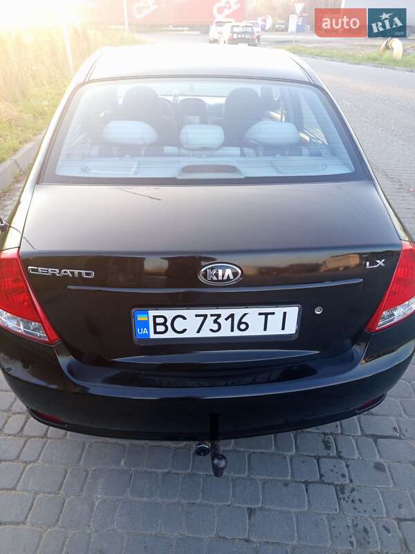 Седан Kia Cerato 2008 в Львове