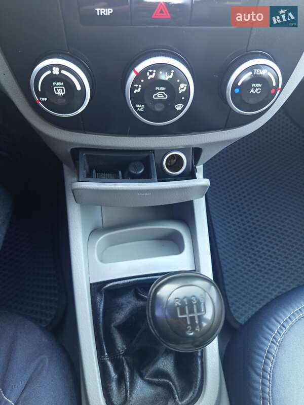 Седан Kia Cerato 2008 в Львове