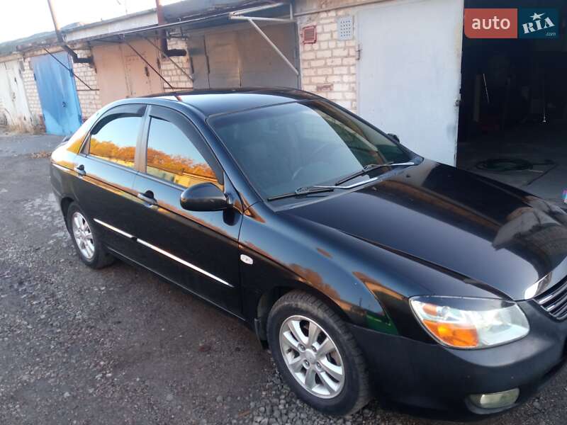 Седан Kia Cerato 2007 в Апостолово