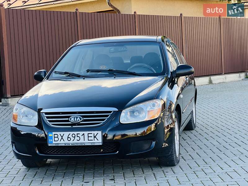 Седан Kia Cerato 2007 в Черновцах