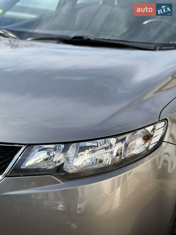 Седан Kia Cerato 2009 в Одессе