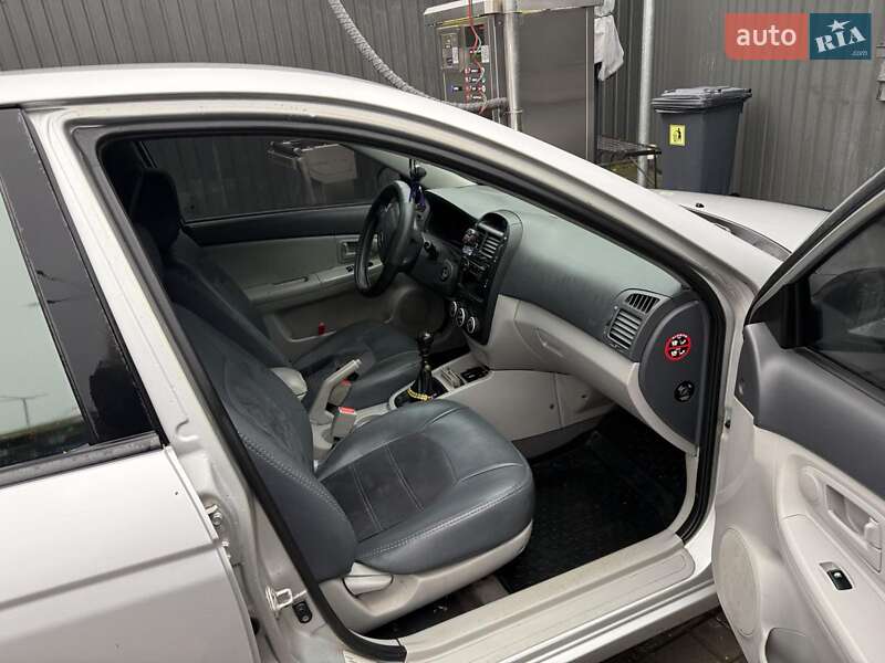 Седан Kia Cerato 2008 в Каменец-Подольском фото 7 Седан Kia Cerato 2008 в Каменец-Подольском