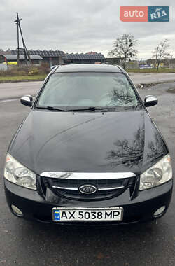 Седан Kia Cerato 2006 в Новій Водолагі