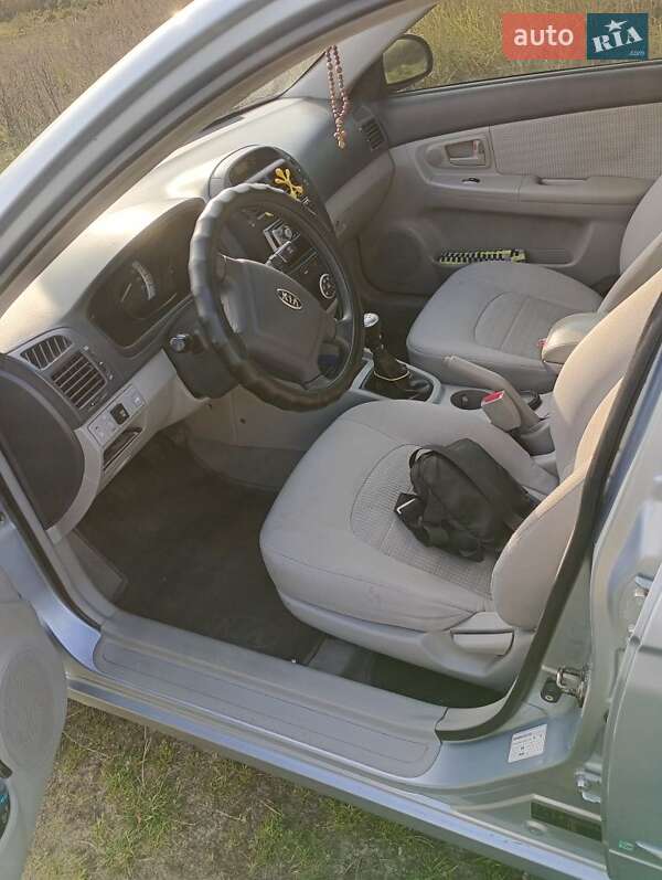 Седан Kia Cerato 2006 в Буче фото 4 Седан Kia Cerato 2006 в Буче