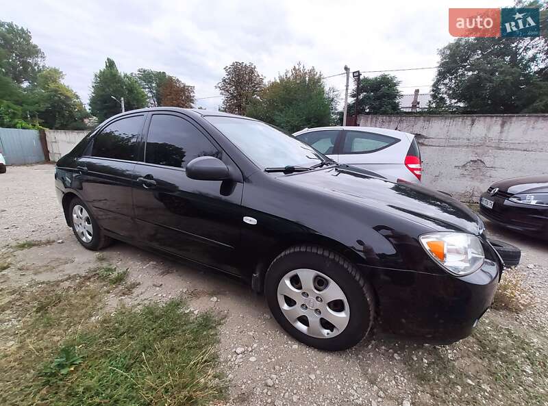 Kia Cerato 2006