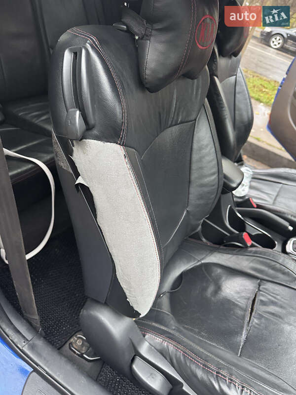 Купе Kia Cerato 2011 в Киеве