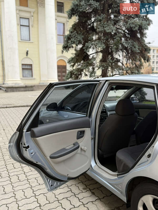 Хэтчбек Kia Cerato 2006 в Запорожье фото 12 Хэтчбек Kia Cerato 2006 в Запорожье