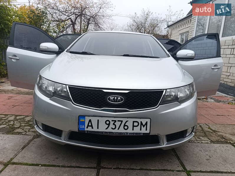 Седан Kia Cerato 2009 в Києві фото Седан Kia Cerato 2009 в Києві