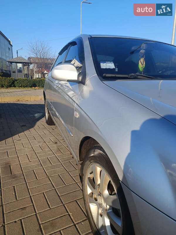 Седан Kia Cerato 2008 в Киеве