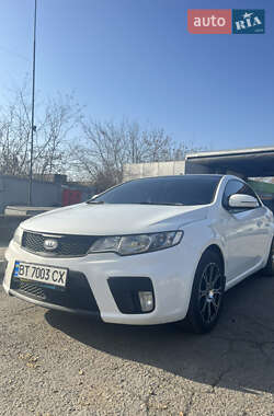 Купе Kia Cerato 2011 в Херсоне