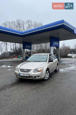 Седан Kia Cerato 2006 в Ромнах
