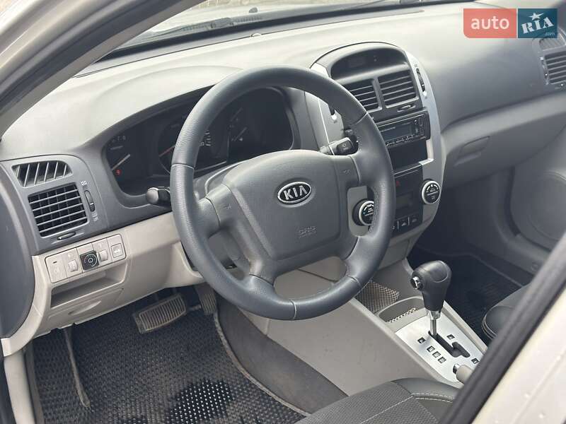 Седан Kia Cerato 2008 в Києві