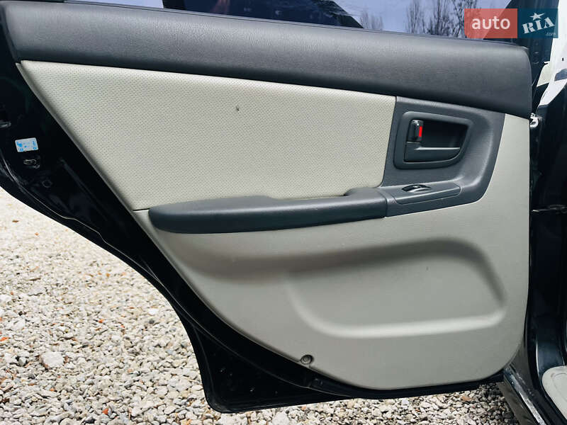 Седан Kia Cerato 2006 в Харькове