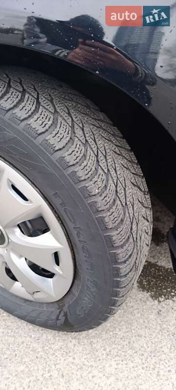 Седан Kia Cerato 2009 в Киеве