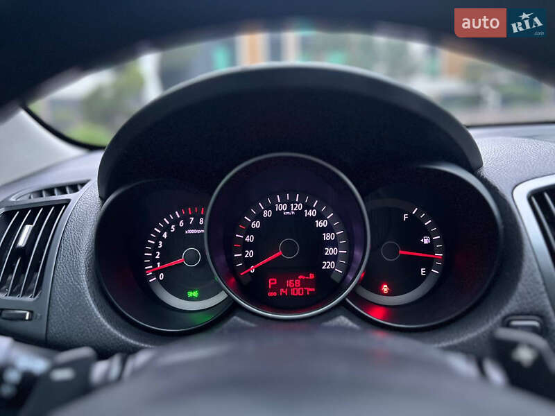 Купе Kia Cerato 2012 в Киеве фото 11 Купе Kia Cerato 2012 в Киеве