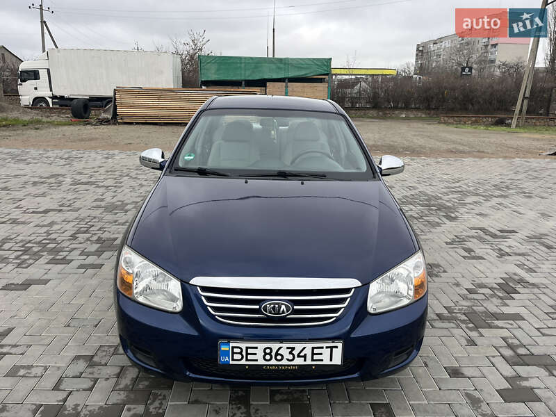 Седан Kia Cerato 2006 в Первомайске
