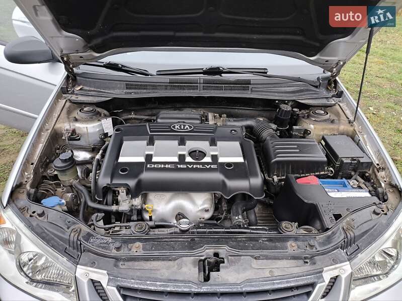 Седан Kia Cerato 2006 в Кобеляках