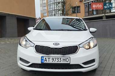 Седан Kia Cerato 2015 в Івано-Франківську