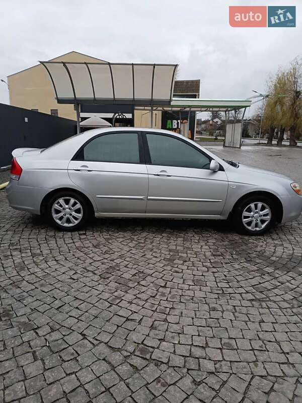 Седан Kia Cerato 2008 в Тернополе фото 2 Седан Kia Cerato 2008 в Тернополе
