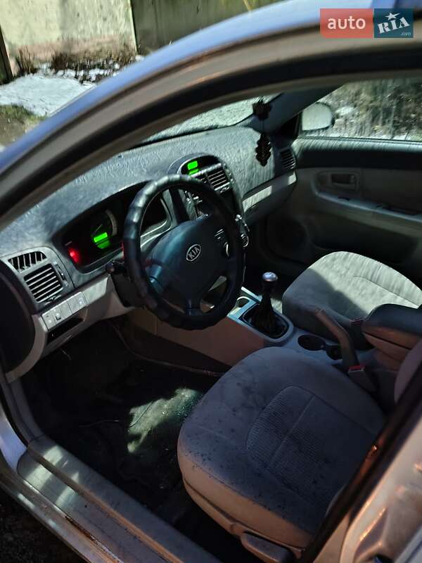 Седан Kia Cerato 2007 в Днепре