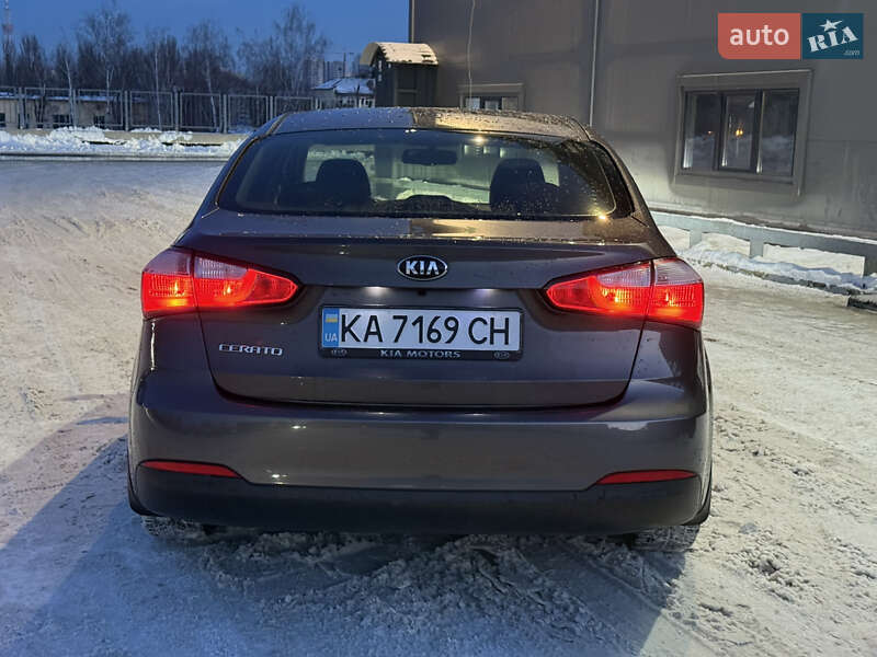 Седан Kia Cerato 2014 в Києві