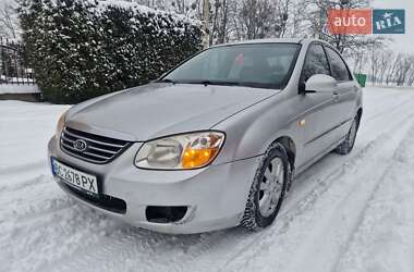 Седан Kia Cerato 2008 в Стрию