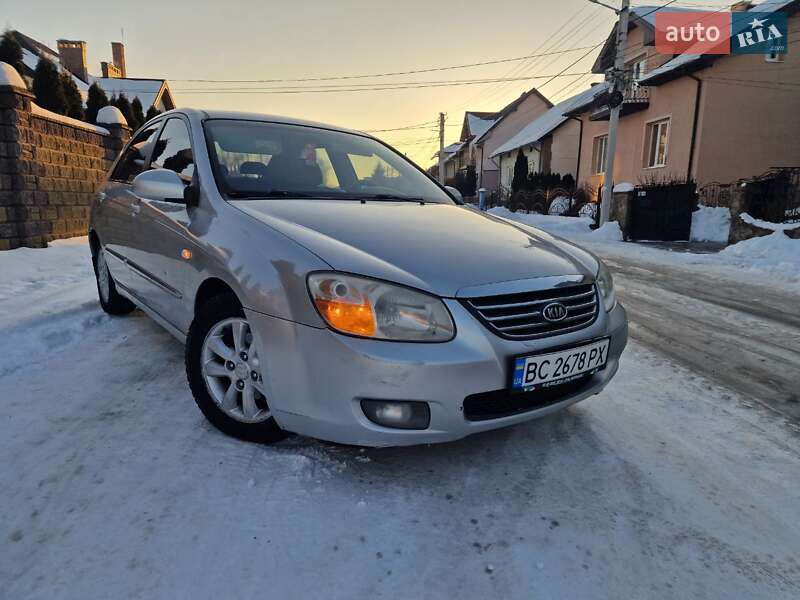 Седан Kia Cerato 2008 в Стрые фото 4 Седан Kia Cerato 2008 в Стрые