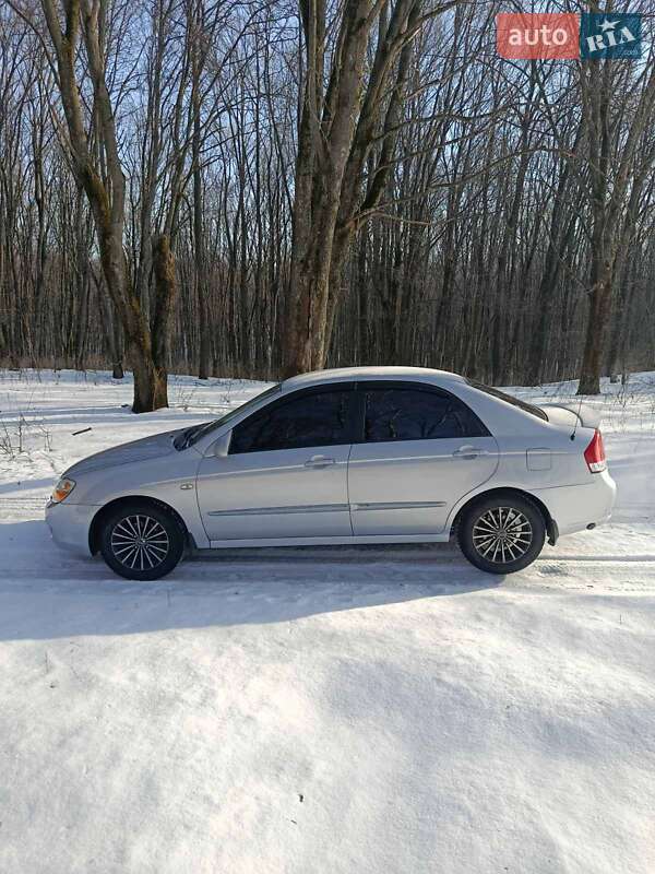 Седан Kia Cerato 2007 в Талалаевке