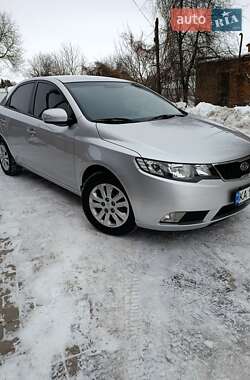 Седан Kia Cerato 2009 в Хмельнике