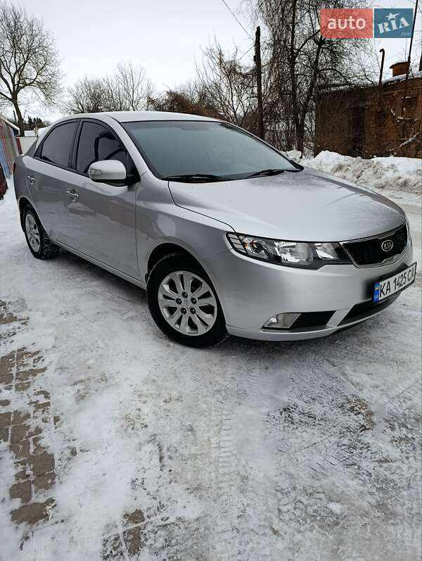 Седан Kia Cerato 2009 в Хмельнике