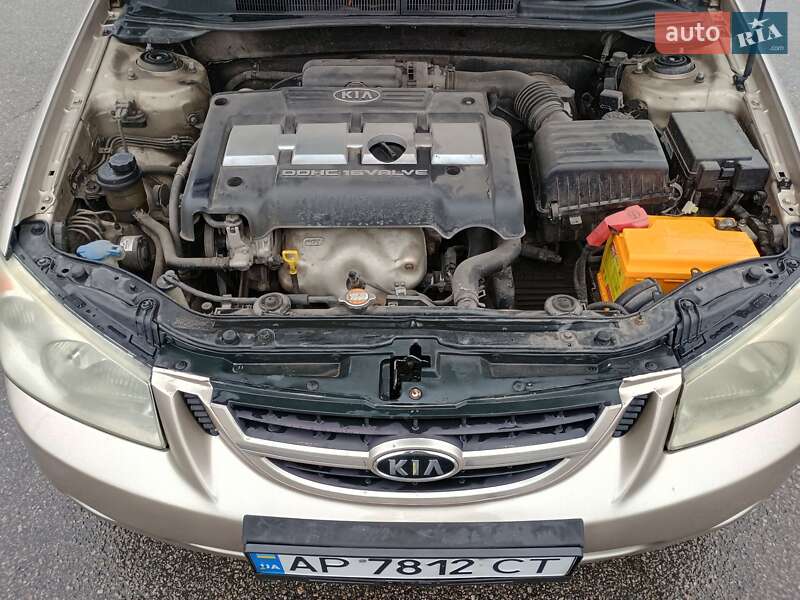 Седан Kia Cerato 2006 в Запорожье