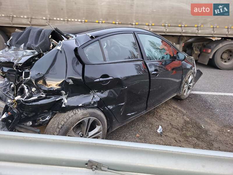 Седан Kia Cerato 2013 в Гостомеле