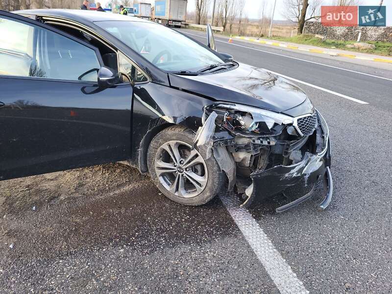 Седан Kia Cerato 2013 в Гостомеле