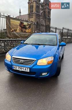 Седан Kia Cerato 2008 в Каменском