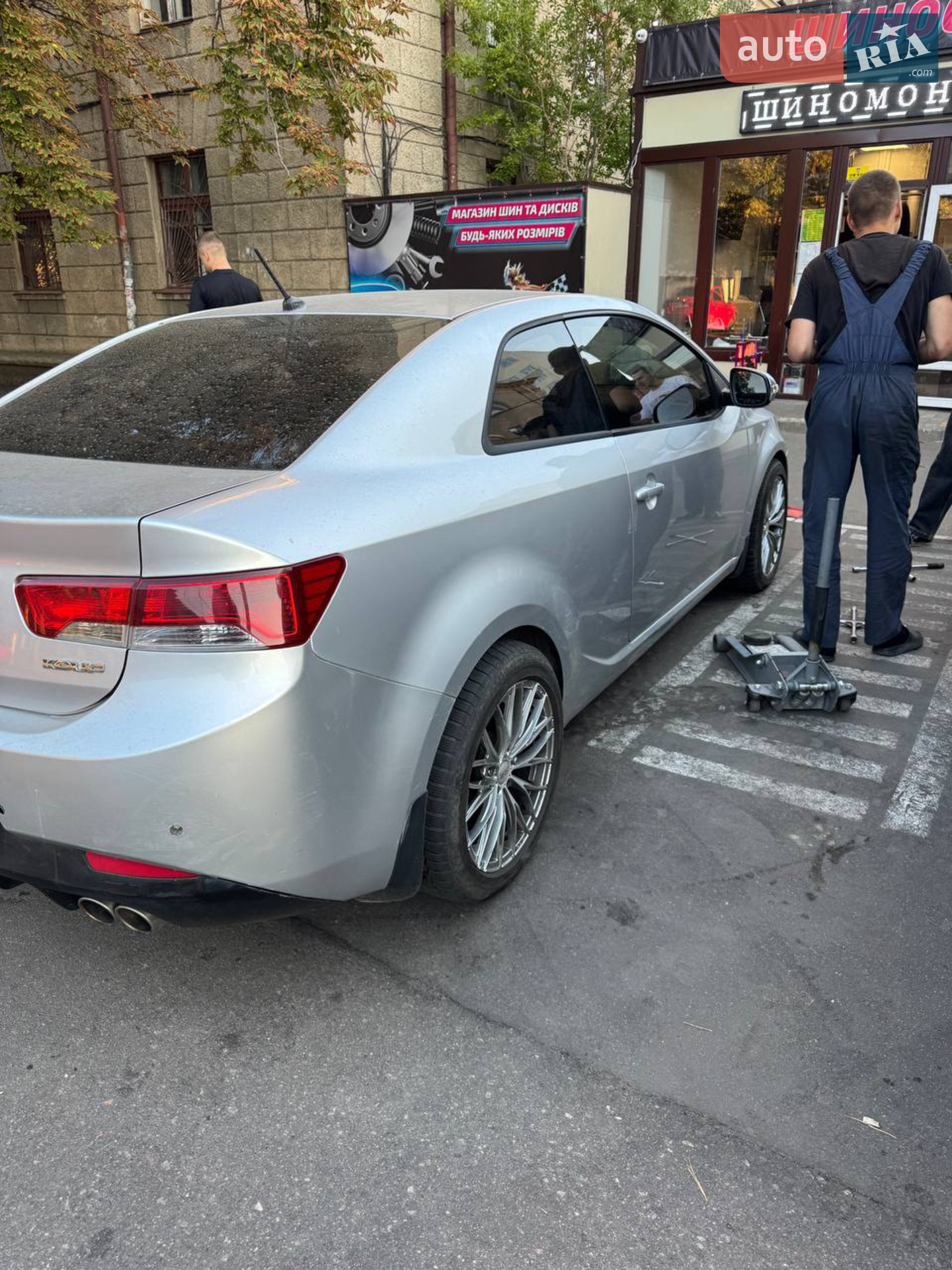 2010 Kia Cerato - мініатюра 4