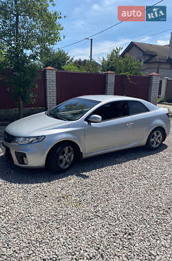Купе Kia Cerato 2009 в Киеве